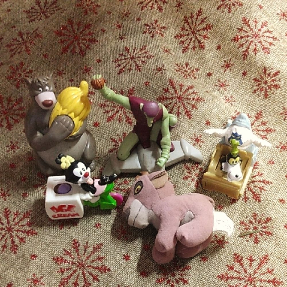 Lot of 5 Disney toys Bundle